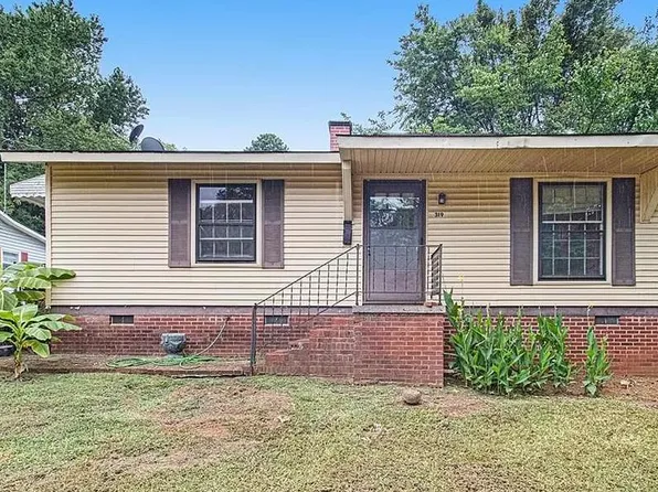 319 N Rutherford St, Wadesboro, NC 28170