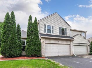 231 Paddington Ln, Bolingbrook, IL 60440
