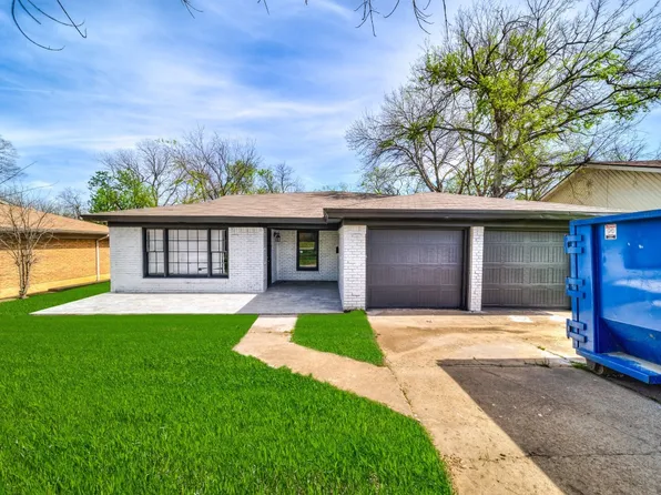 1813 Ellington Dr, Fort Worth, TX 76112