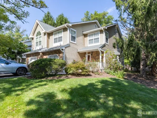 86 Gordon Ave, Lawrence Township, NJ 08648