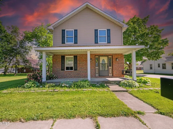 307 W Jackson St, West Unity, OH 43570