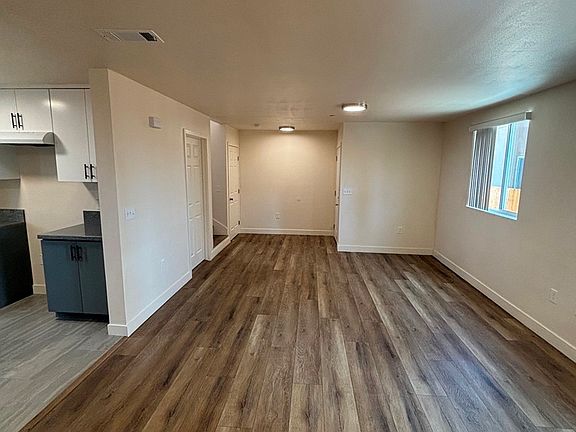 4th image of 234 1/2 E 81st St