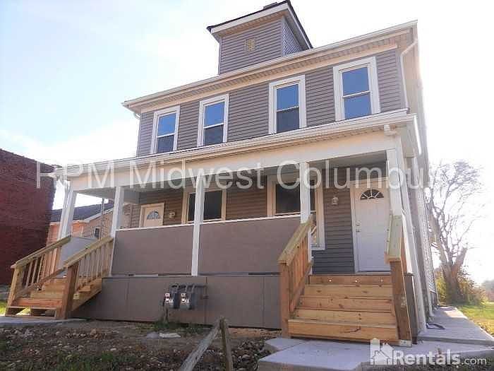 1st image of 879-881 E Fulton St