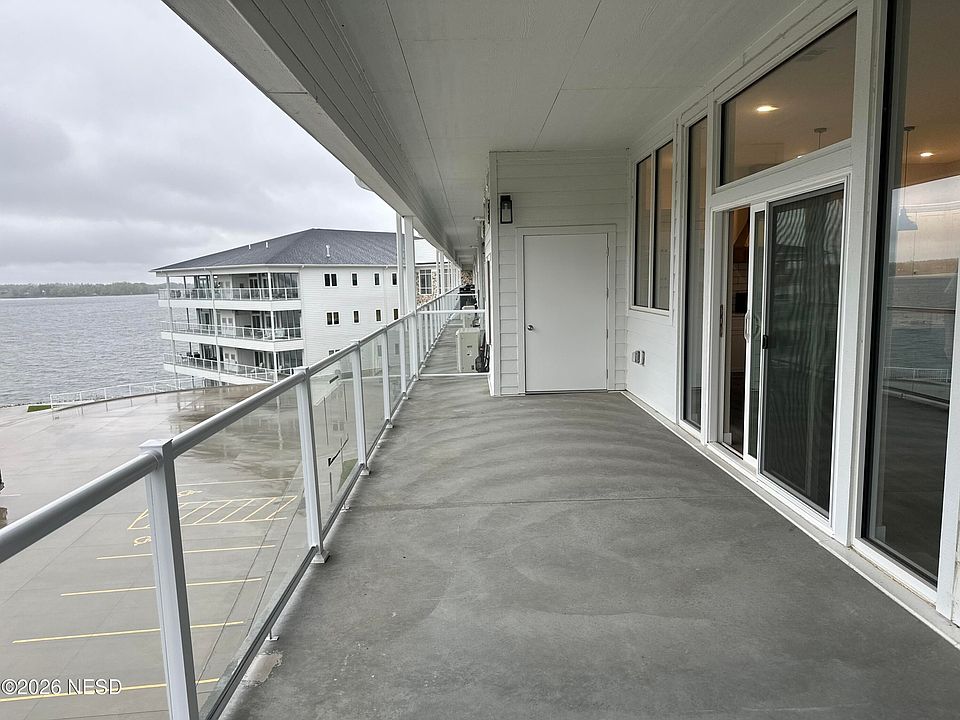 1st image of 724 Stony Point Trl #412