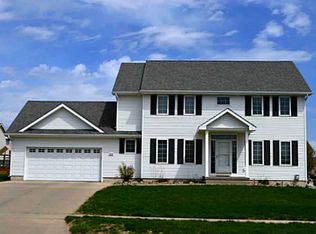 305 NE Carefree Ln, Waukee, IA 50263