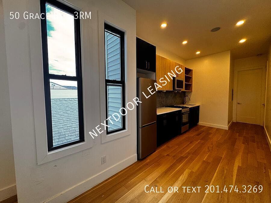 1st image of 50 Grace St APT 3