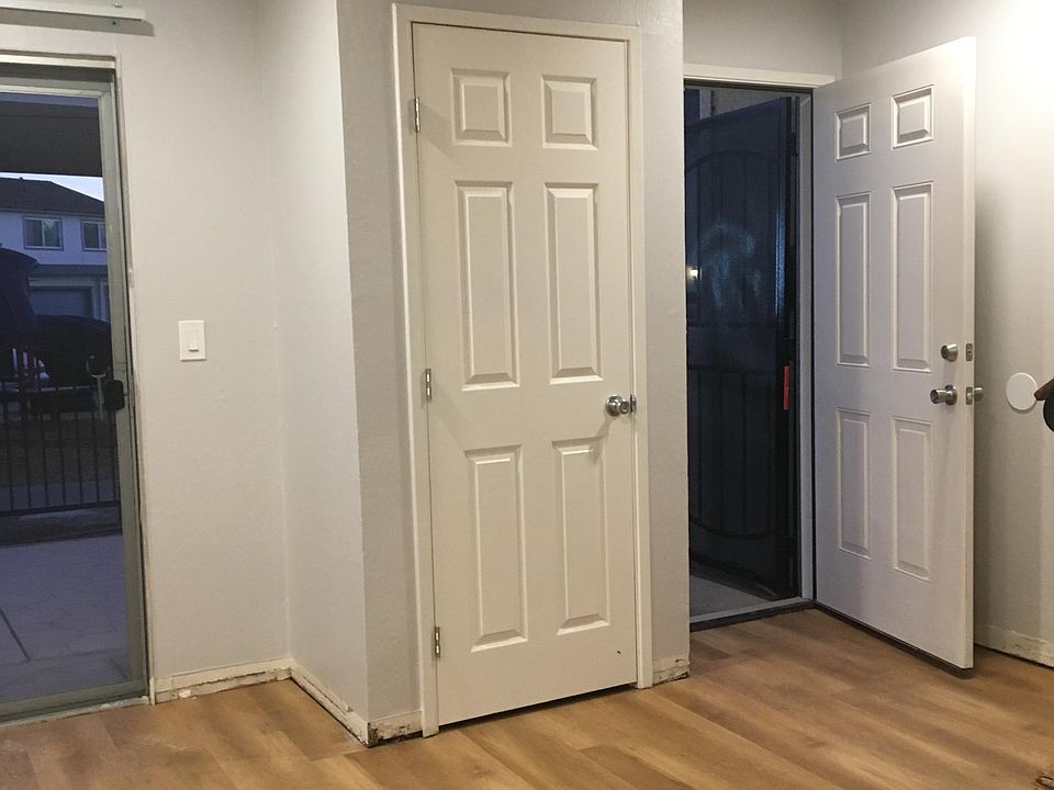 Main entry door/living room