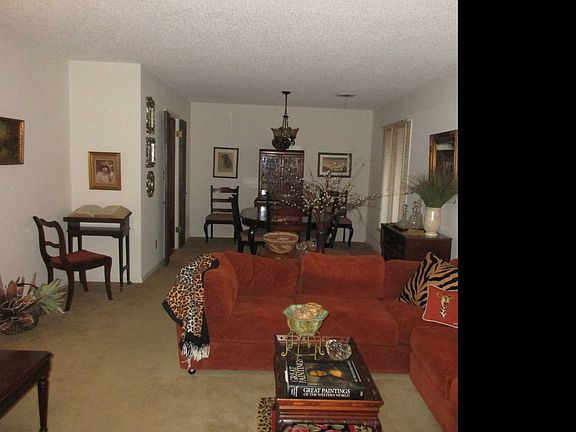 3rd image of 3125 Martindale Dr