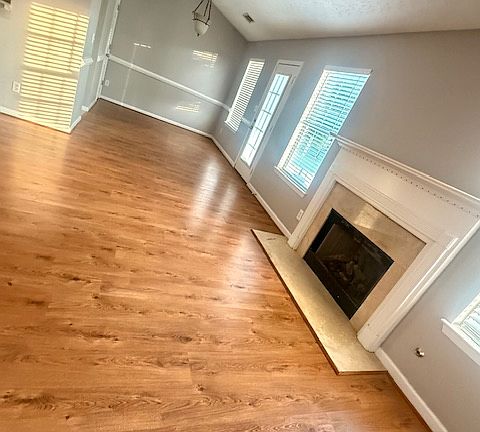 5th image of 3730 Golfe Links Dr