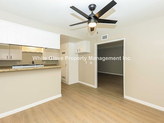4th image of 1401 E Chapman Ave #D