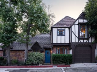 2057 N Las Palmas Ave, Los Angeles, CA 90068