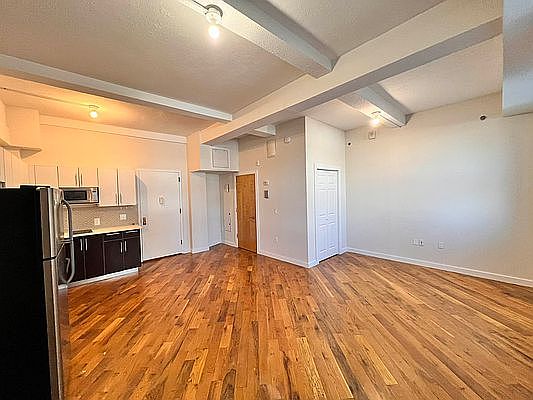1st image of 29-28 41st Ave #409
