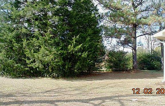 3rd image of 209 Sunnybrook Ct