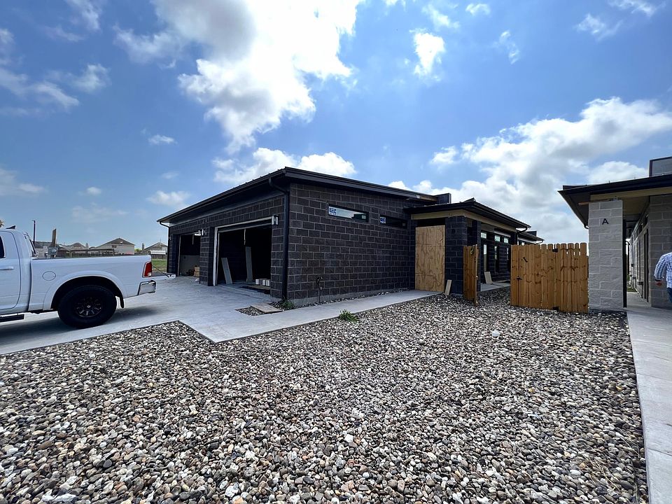 1st image of 2714 Grace Cir #A