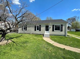108 Rainbow Dr, Collinsville, IL