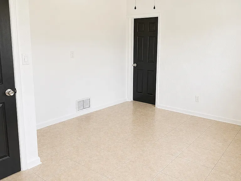 845 N Fairbanks Dr #A — Photo 12