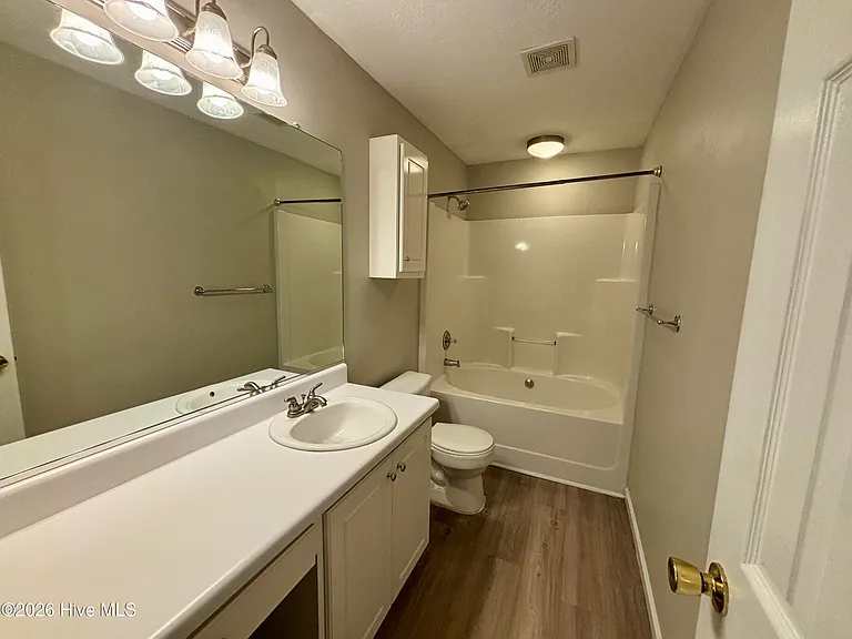 2195 Bridgeton Rd — Photo 9