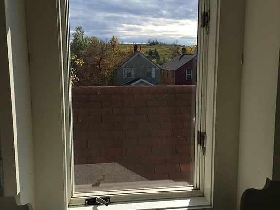 4th image of 207 Adams Avenue # Fl 2nd