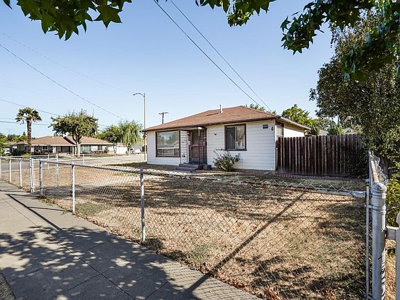 4th image of 396 N 21st St