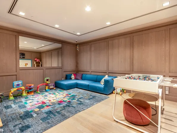 1355 1st Avenue image 15 of 15