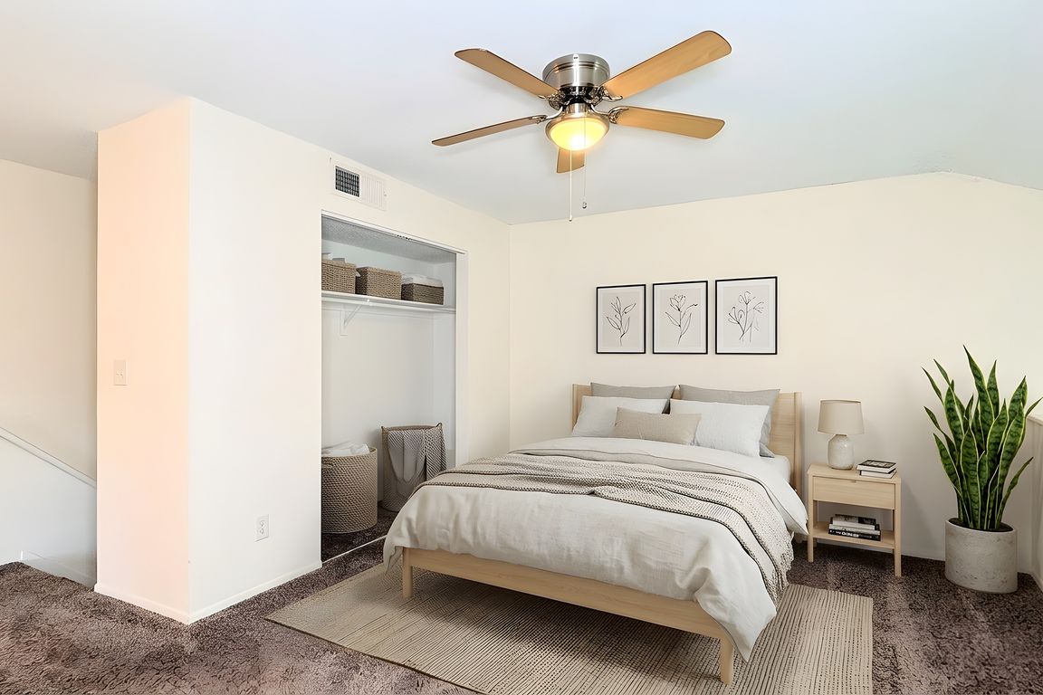Sea Horse Premium - Loft Bedroom (Staged)