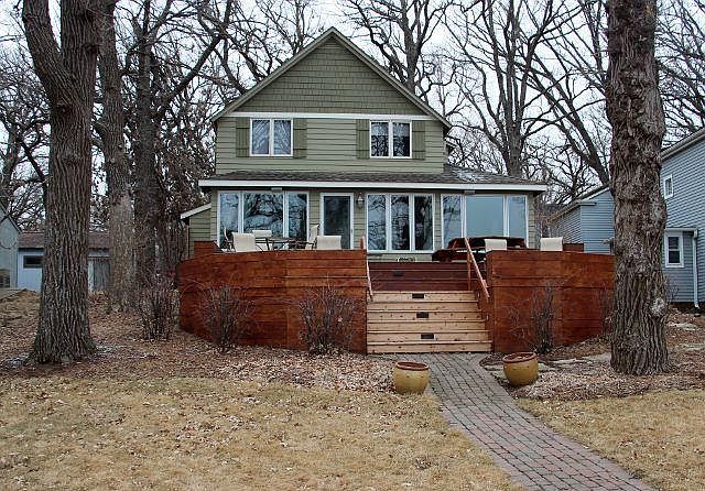 1st image of 3119 Lakeshore Drive