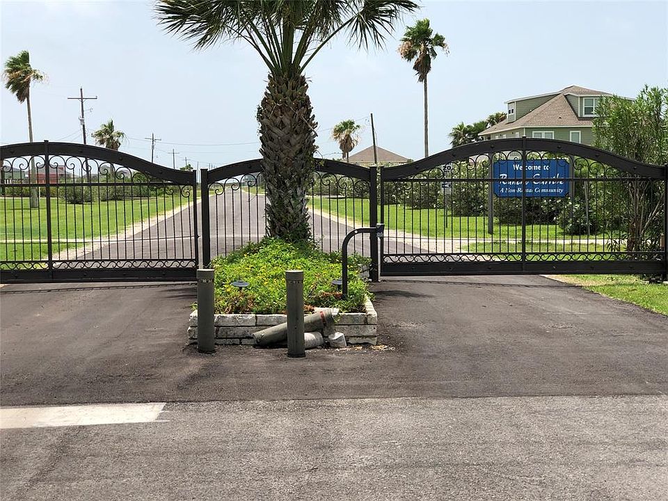 1st image of 820 Casa Dr