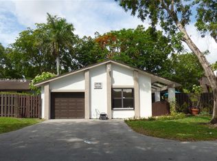 10857 SW 132nd Circle Ct, Miami, FL 33186