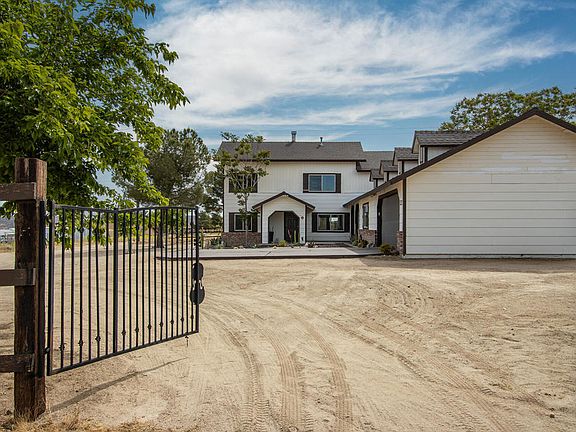 4th image of 5523 Tom Mix Rd
