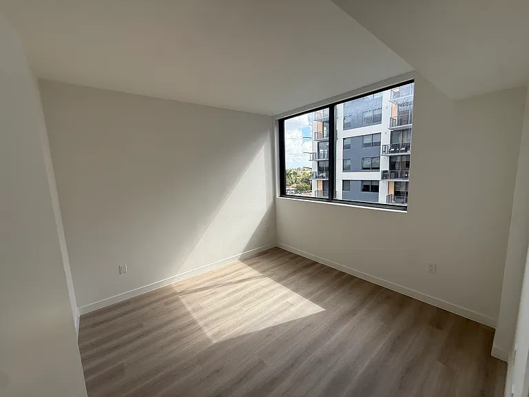 782 NW 42nd Ave #502 — Photo 5