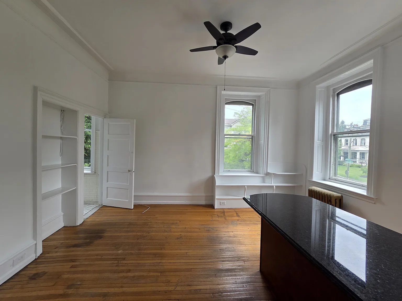 1 bed, 750 sqft, $1,800 — Photo 4
