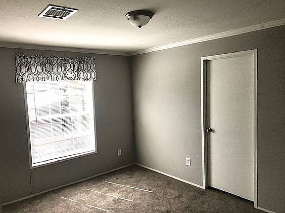 4th image of 166 N McKinley Ave #44