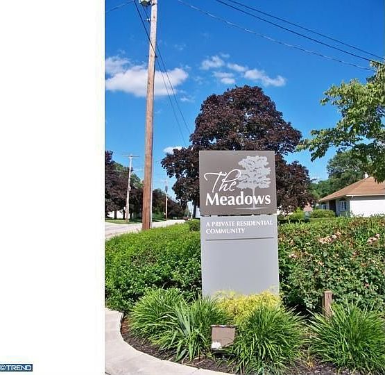 1st image of 1004 Meadowview Ln #1004