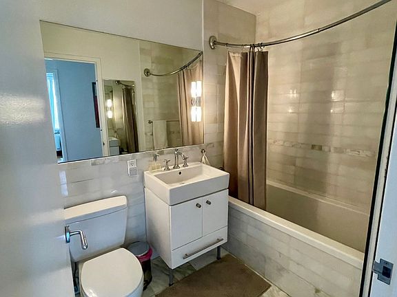3rd image of 635 W 42nd St APT 38J