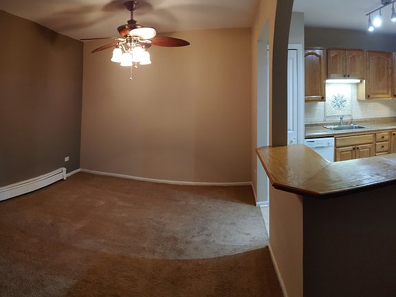 5th image of 16W515 79th St APT 208