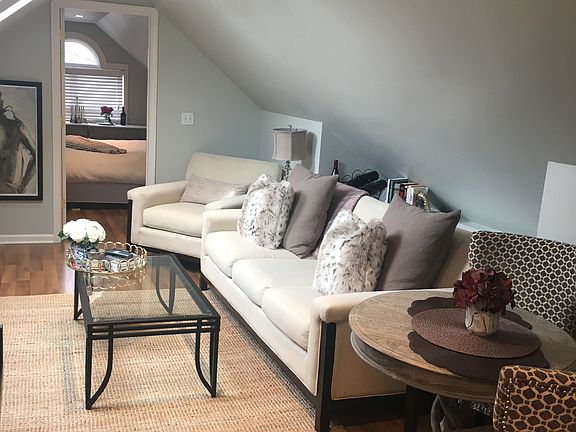 3rd image of 2453 W Warner Ave #3