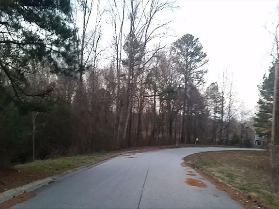 5th image of 1525 Country Downs Dr