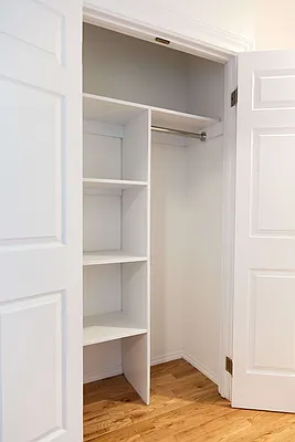 Rented by Grand & Co. | media 24