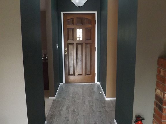 2nd image of 447 Stonewood Dr SE