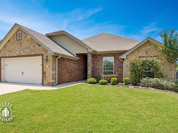 3rd image of 2509 Boxwood Dr