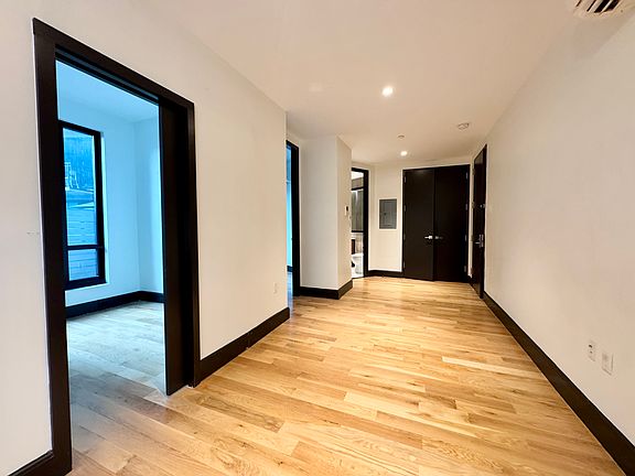 3rd image of 1134 Fulton St APT 3N