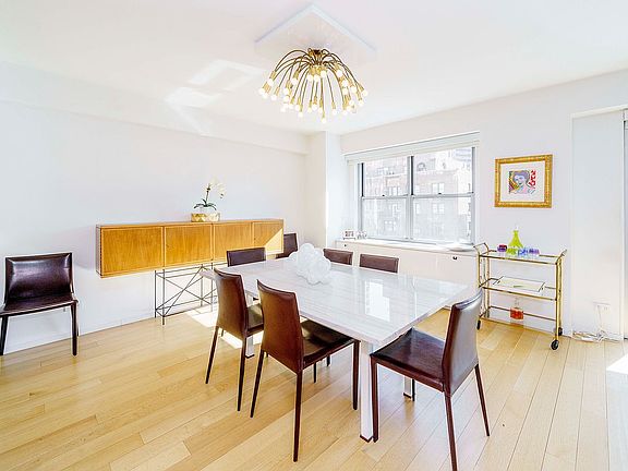 3rd image of 400 E 56th St APT 15B