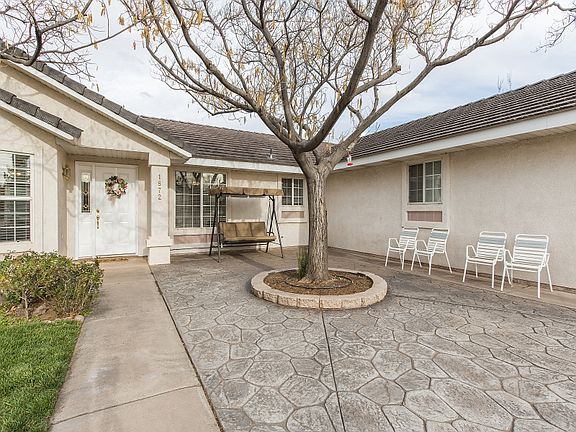 3rd image of 1872 Sagebrush Dr