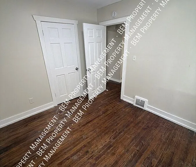 4427 Agnes Ave — Photo 11