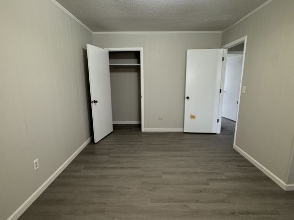 144 Nottingham Dr Unit 2