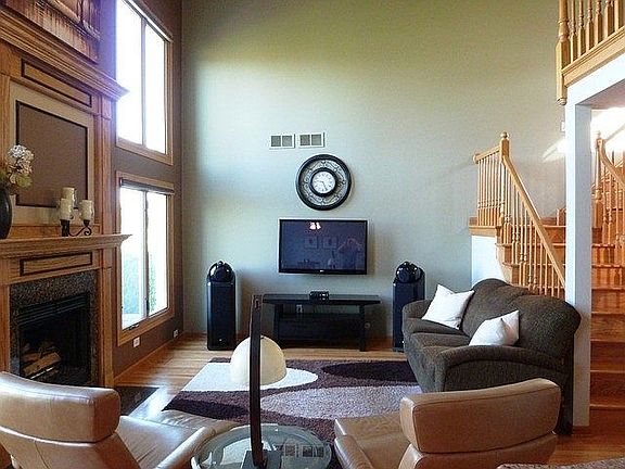 5th image of 18216 Mockingbird Ln