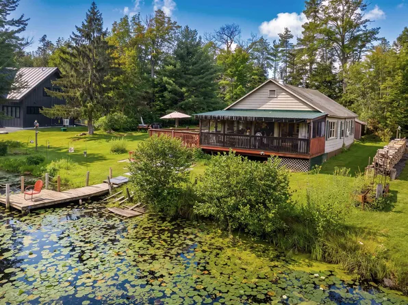309 Cones Point Road, Poultney, VT 05764