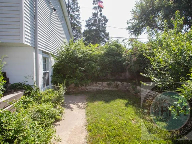 12317 Weir St — Photo 26