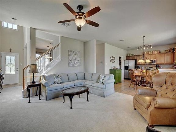 5th image of 1005 Aiken Dr