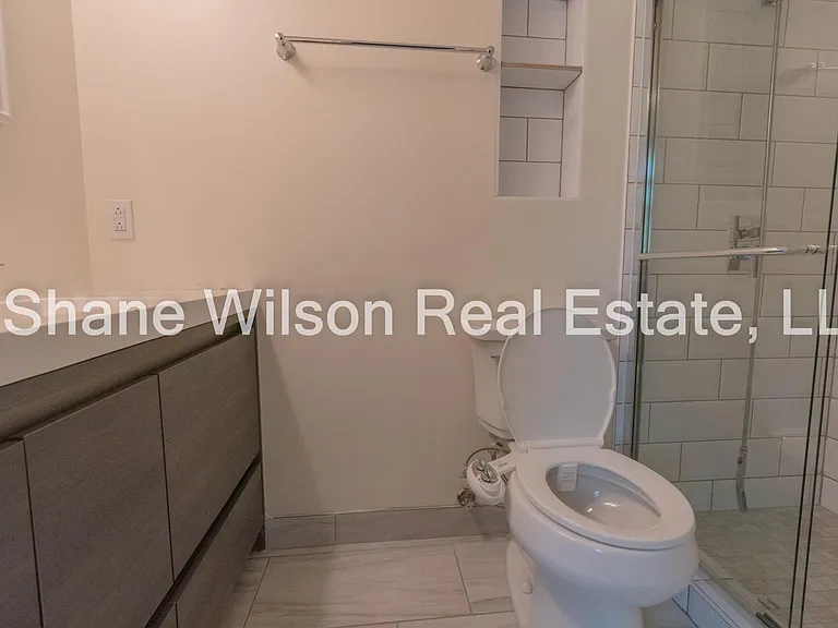 617 Spring Valley Ln — Photo 12